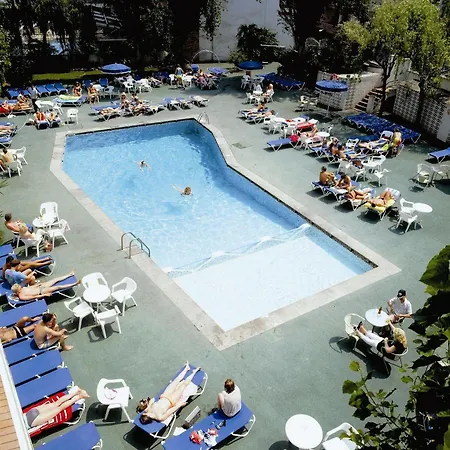 Отель Garbi Park & Aquasplash Льорет-де-Мар