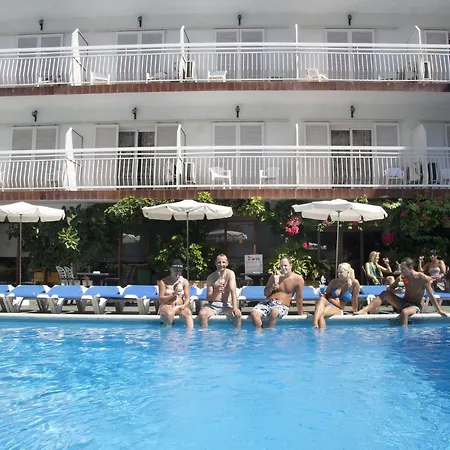 Garbi Park & Aquasplash 4*