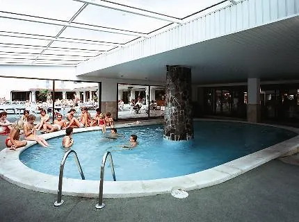 Garbi Park & Aquasplash Szálloda 4*