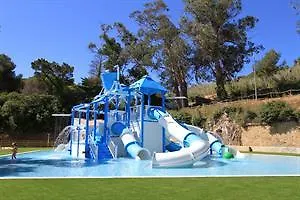 Garbi Park & Aquasplash Szálloda