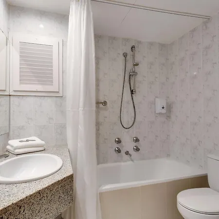 Garbi Park & Aquasplash 4*