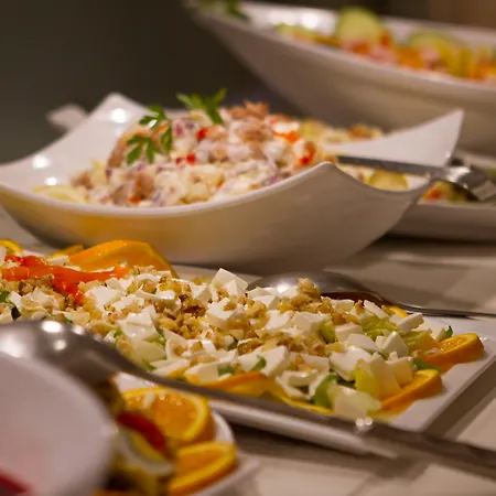 Garbi Park & Aquasplash Hotel