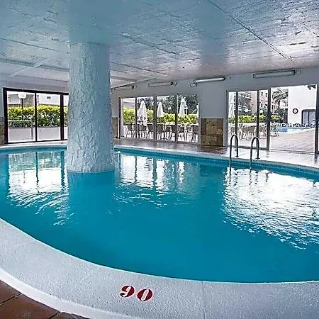 Отель Garbi Park & Aquasplash