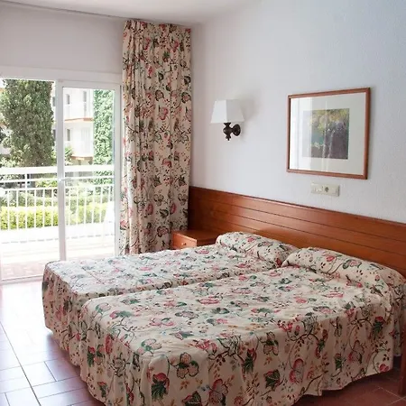 Garbi Park & Aquasplash Отель 4*