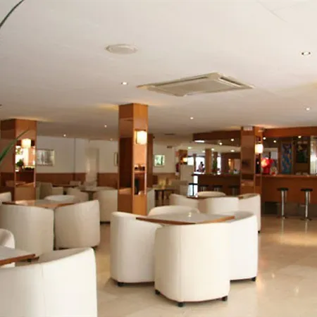 Hotel Garbi Park & Aquasplash