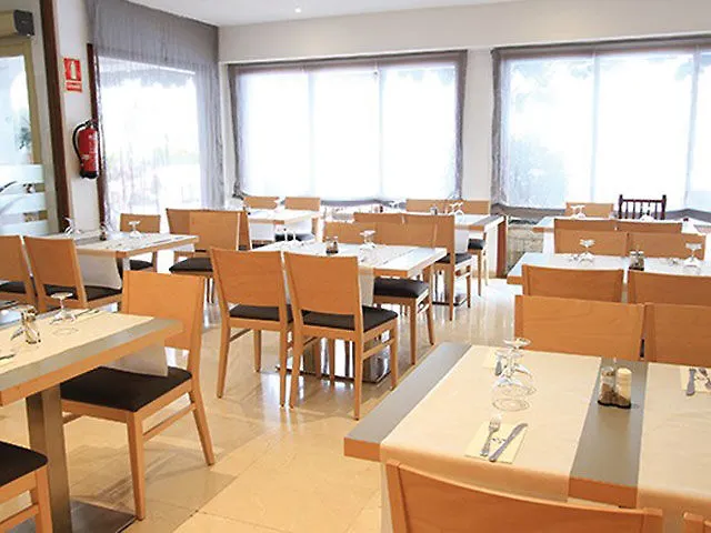 Hotel Garbi Park & Aquasplash