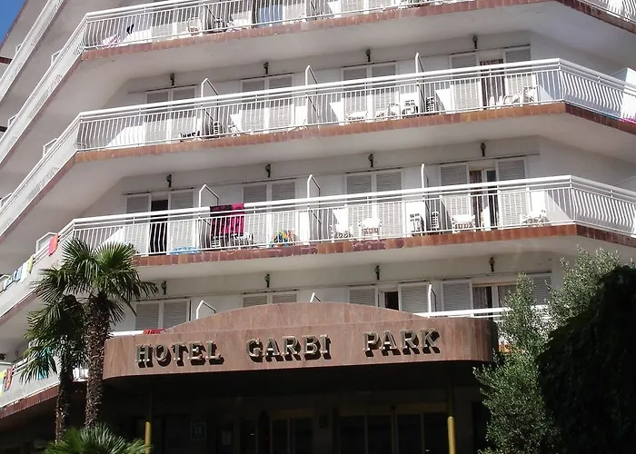 Hotel Garbi Park & Aquasplash